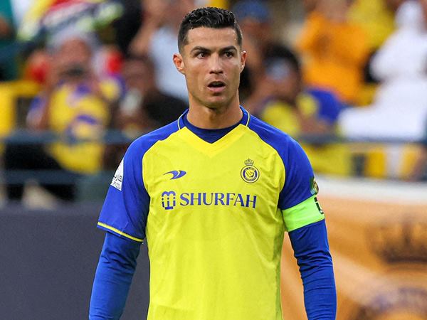 Tin BĐQT 21/7: Ronaldo gặp rắc rối với nhà tài trợ